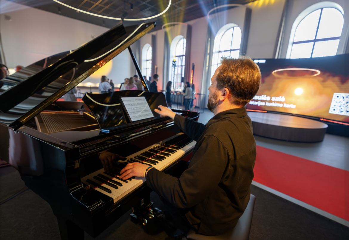 На вокзале Вильнюса открыли современный «Солнечный зал»