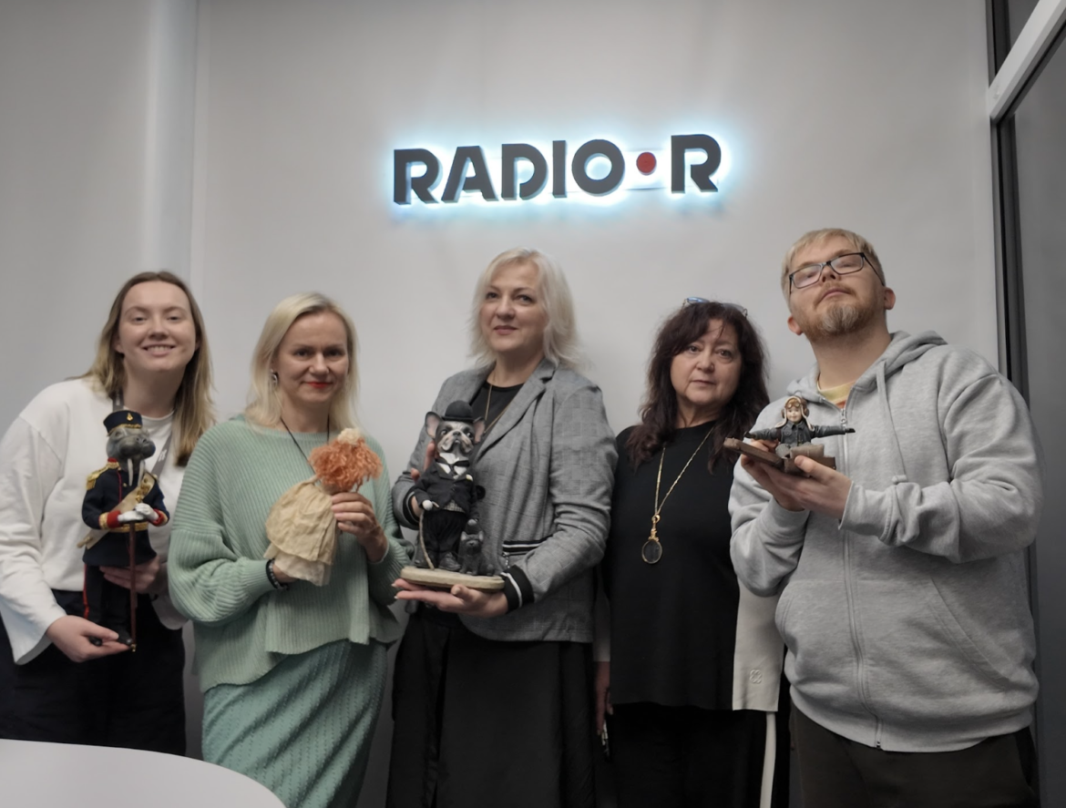 «Люди плачут, когда разговаривают с мастером». Виктория Воронина, Яна Нийе, Татьяна Гришаева о магии кукол, поэзии конкурса и автопортретах