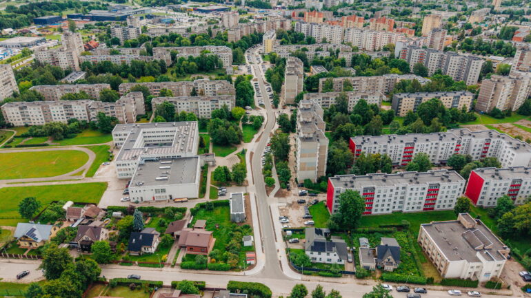 В Каунасе одновременно ремонтируют десятки улиц и строят новые мосты