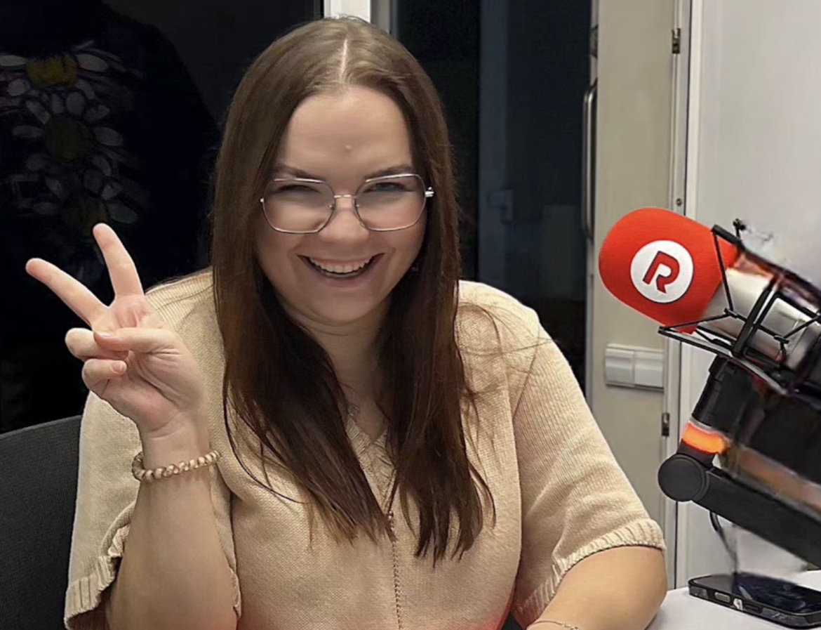Защищают ли «очки от компьютера» и помогает ли черника улучшить зрение? Комментирует врач-офтальмолог